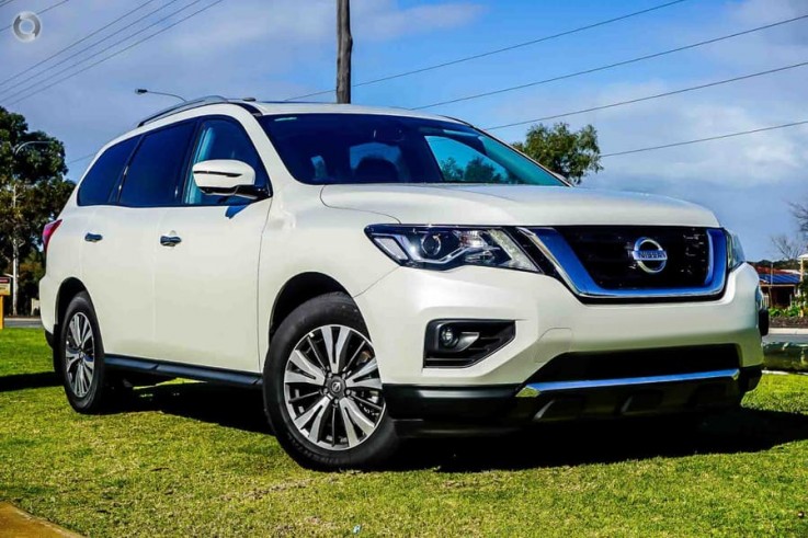 2017 Nissan Pathfinder ST-L R52 Series I