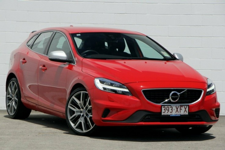 2017 Volvo V40 T5 R-Design