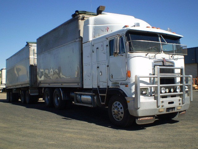 1990 Kenworth K100E K100E