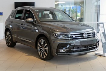 2017 VOLKSWAGEN TIGUAN WAGON