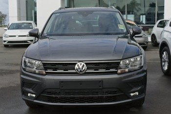 2017 VOLKSWAGEN TIGUAN WAGON