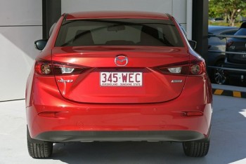 2015 Mazda 3 SP25 SKYACTIV-Drive Sedan