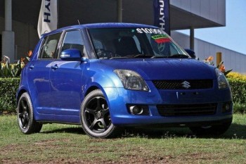 2009 SUZUKI SWIFT LE