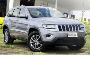 2014 JEEP GRAND CHEROKEE LAREDO (4X2)