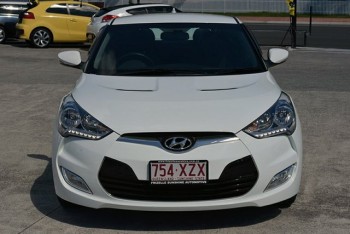 2012 Hyundai Veloster Coupe Hatchback