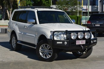 2015 Mitsubishi Pajero GLS Wagon