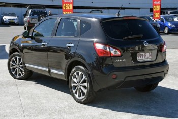 2010 Nissan Dualis Ti Hatch Hatchback