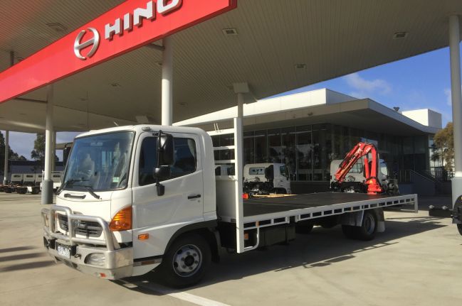  Hino FC 1018-500 Series...