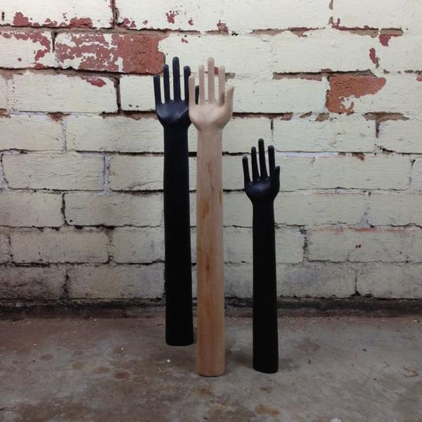 WOODEN DISPLAY HANDS