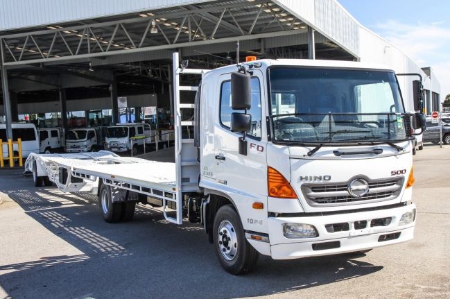 Hino FD 1024-500 Series...