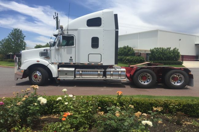 Freightliner Coronado