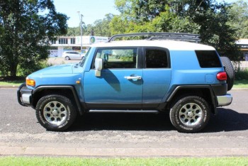 2013 Toyota Fj Cruiser GS 5dr Wagon