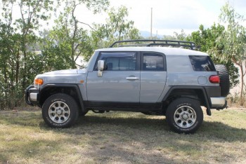 2012 Toyota Fj Cruiser GS 5dr Wagon 