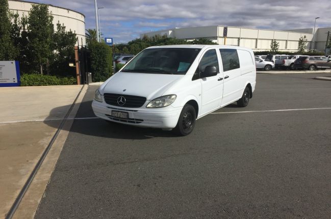  Mercedes-Benz Vito 109...