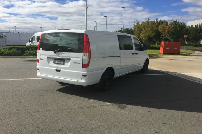  Mercedes-Benz Vito 109...