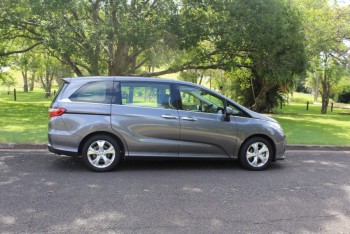 2017 Honda Odyssey 5th Gen VTi Wagon 