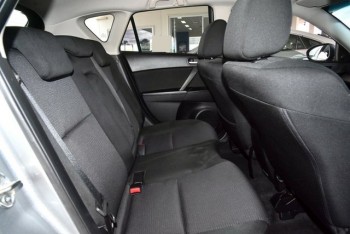 2013 Mazda 3 Neo Hatchback