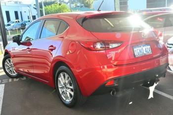 2016 Mazda 3 Maxx Hatchback