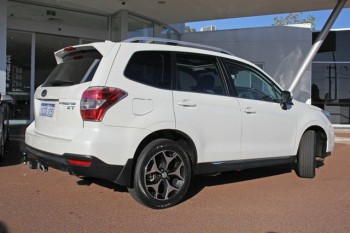 2016 Subaru Forester XT CVT AWD Premium 