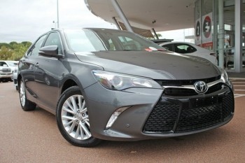 2016 Toyota Camry Atara SL Sedan