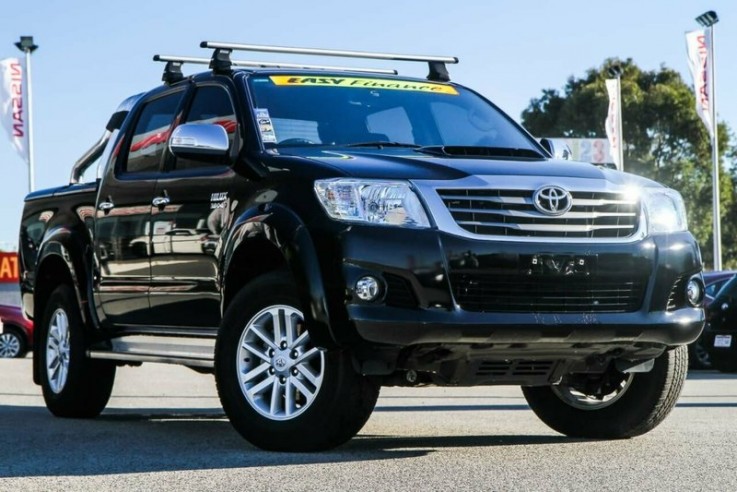 2015 TOYOTA HILUX SR5 DOUBLE CAB UTILITY