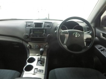 2012 Toyota Kluger