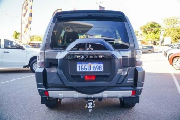 2017 Mitsubishi Pajero Exceed Wagon (Gre