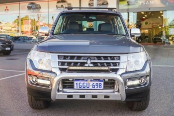 2017 Mitsubishi Pajero Exceed Wagon (Gre