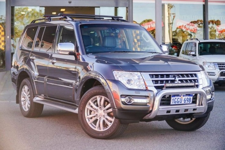 2017 Mitsubishi Pajero Exceed Wagon (Gre