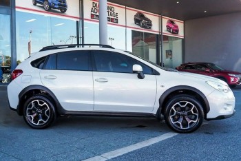 2015 Subaru Xv 2.0i Awd Wagon (White)