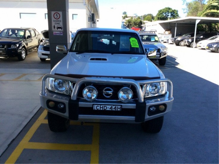 2012 NISSAN PATROL ST SIMPSON 50TH ANNIV