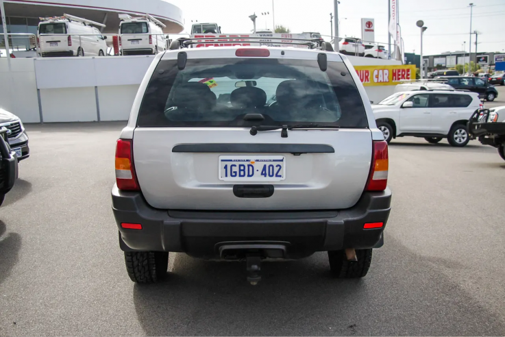 2004 JEEP GRAND CHEROKEE Laredo