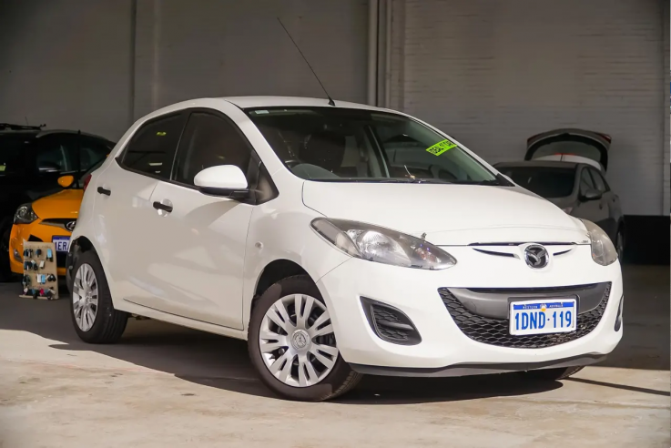 2010 MAZDA 2 Neo