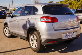 2013 PEUGEOT 4008 Active