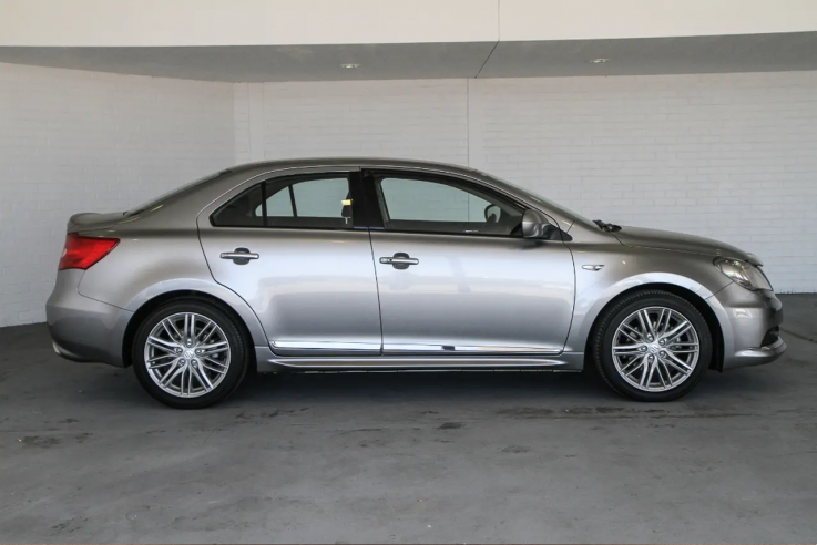 2015 SUZUKI KIZASHI Sport Touring