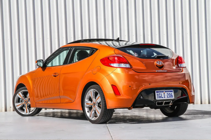 2013 HYUNDAI VELOSTER +