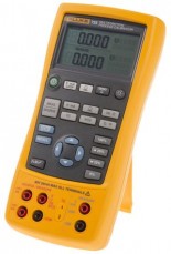 Fluke 725 Multi Function Calibrator 30V 