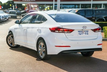 2017 Hyundai Elantra Active Sedan (White