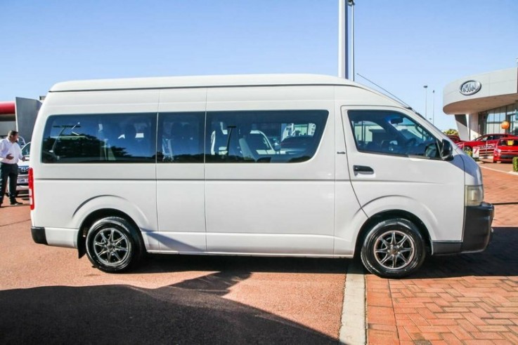 2005 Toyota Hiace Commuter High Roof Sup