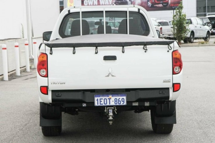 2014 Mitsubishi Triton Glx Double Cab Ut