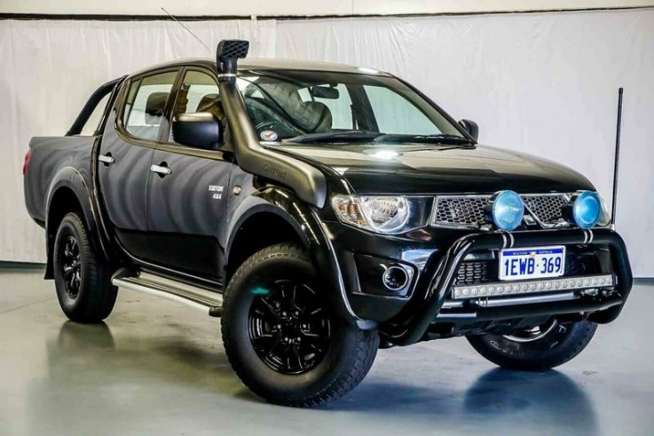 2011 Mitsubishi Triton Gl-r Double Cab U