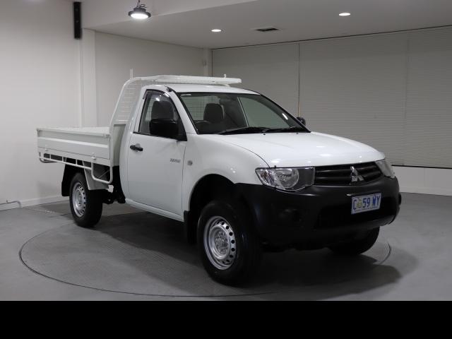 2012 Mitsubishi Triton 