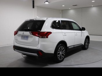 2017 Mitsubishi Outlander LS