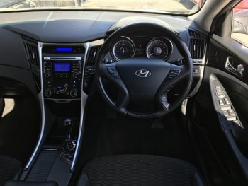 HYUNDAI I45 ACTIVE 2010