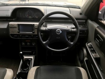 NISSAN X-TRAIL ST (4X4) 2001