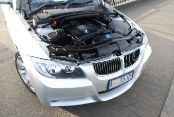 BMW 323I 2008