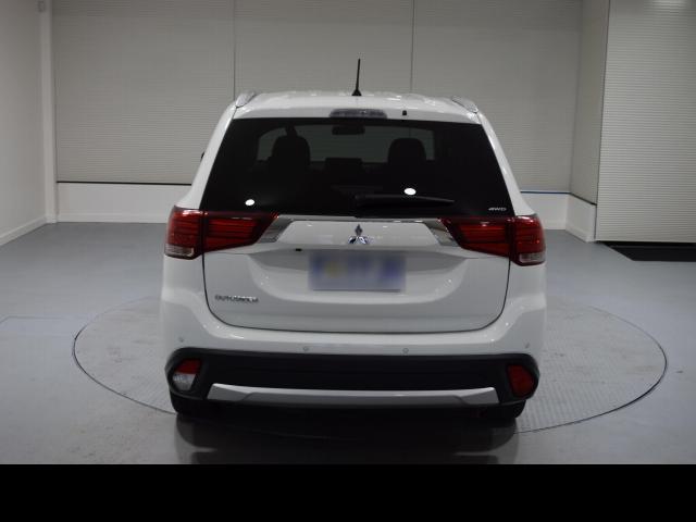  Mitsubishi Outlander 2016