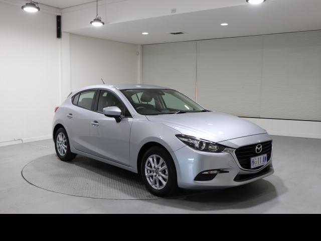  Mazda Mazda3 L 2017