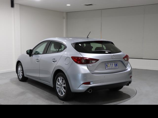  Mazda Mazda3 L 2017