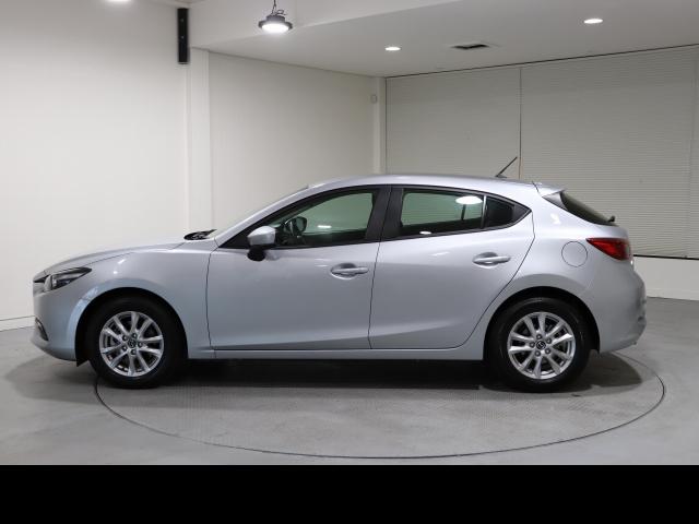  Mazda Mazda3 L 2017